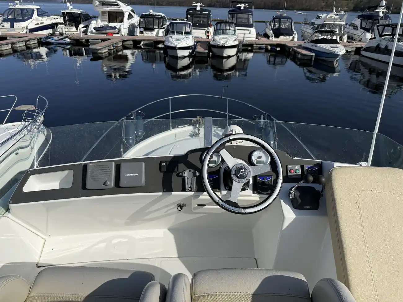 Thumbnail von Beneteau Antares 9.80 My Retreat