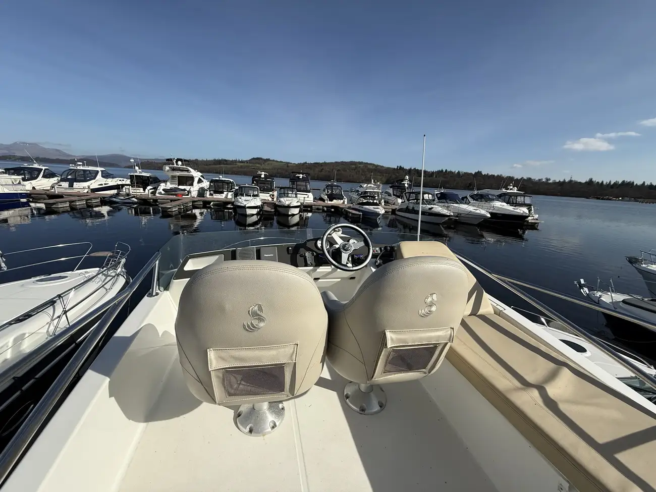 Thumbnail von Beneteau Antares 9.80 My Retreat