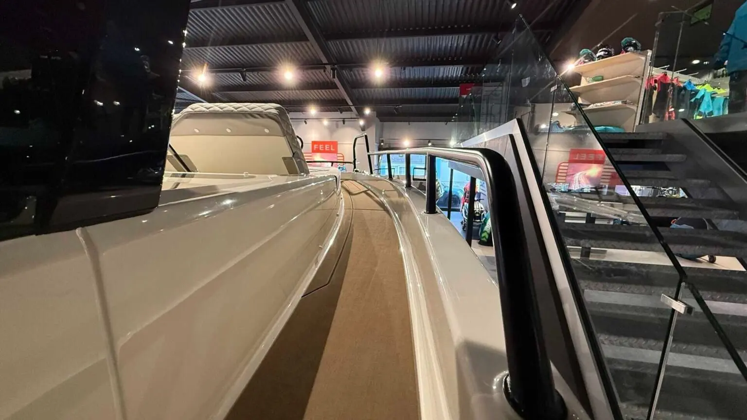 Thumbnail von Navan C30