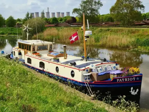 PJ Barber 60x13 Dutch Barge Patriot
