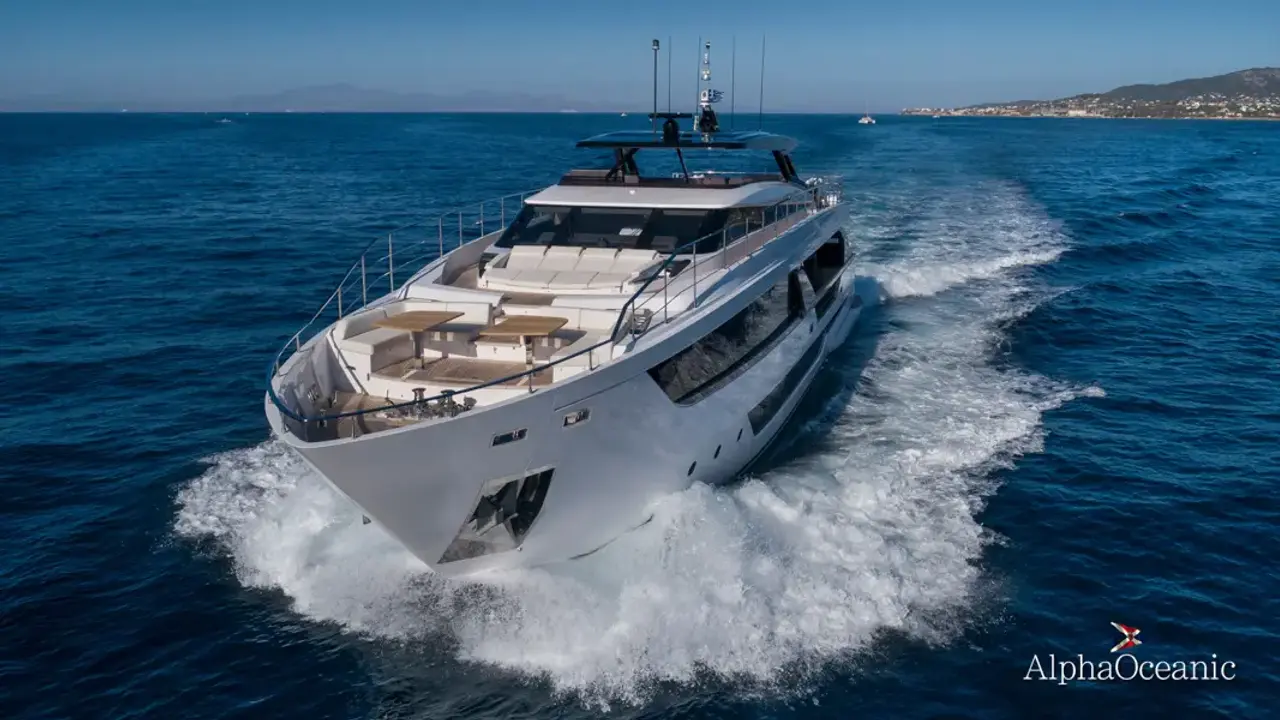 Ferretti Yachts 1000