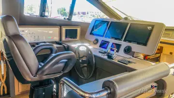 Thumbnail von Ferretti Yachts 800