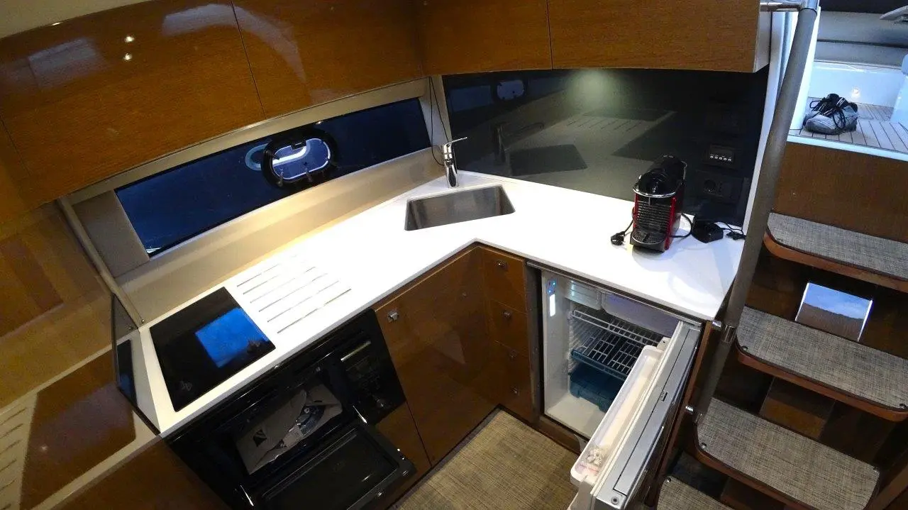 Thumbnail von プリンセス V40