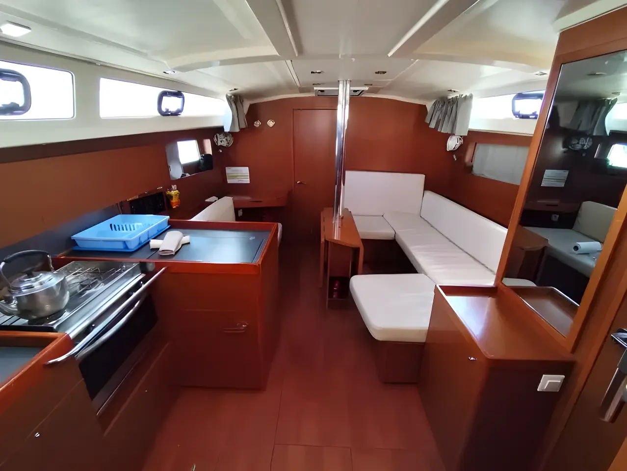 Thumbnail von Beneteau Oceanis 41.1