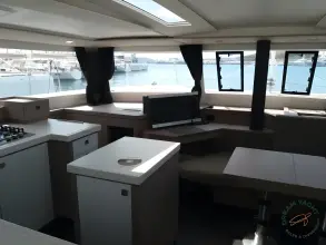 Thumbnail von Fountaine Pajot Saona 47