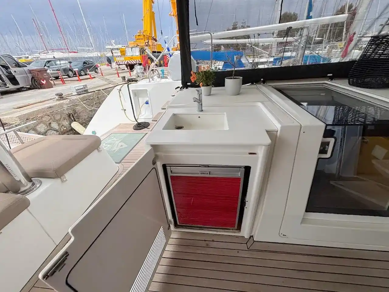 Thumbnail von Lagoon 560 S2 Avra