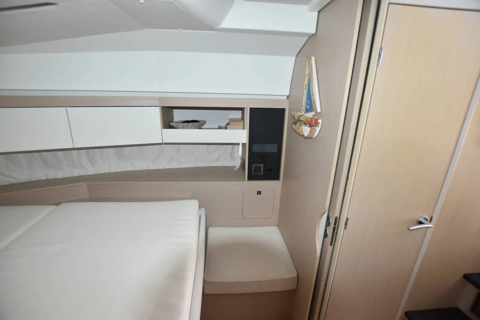 Thumbnail von Jeanneau NC 33