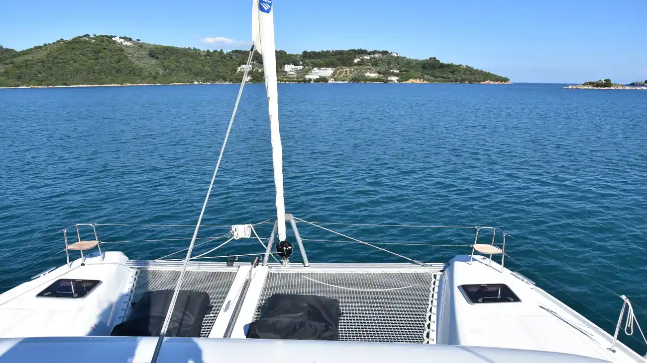 Thumbnail von Lagoon 42 ANTEL AC,Gen,W.maker