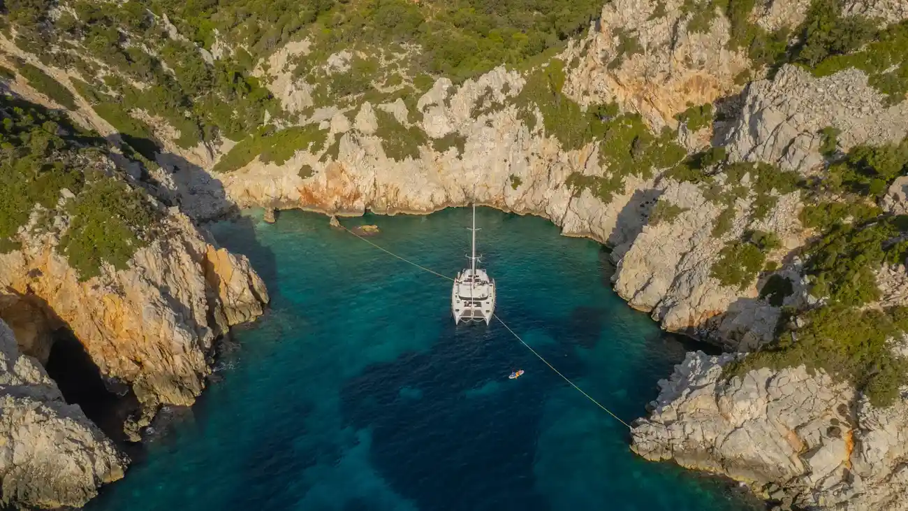 Thumbnail von Лагуна 46 ASTRAEUS