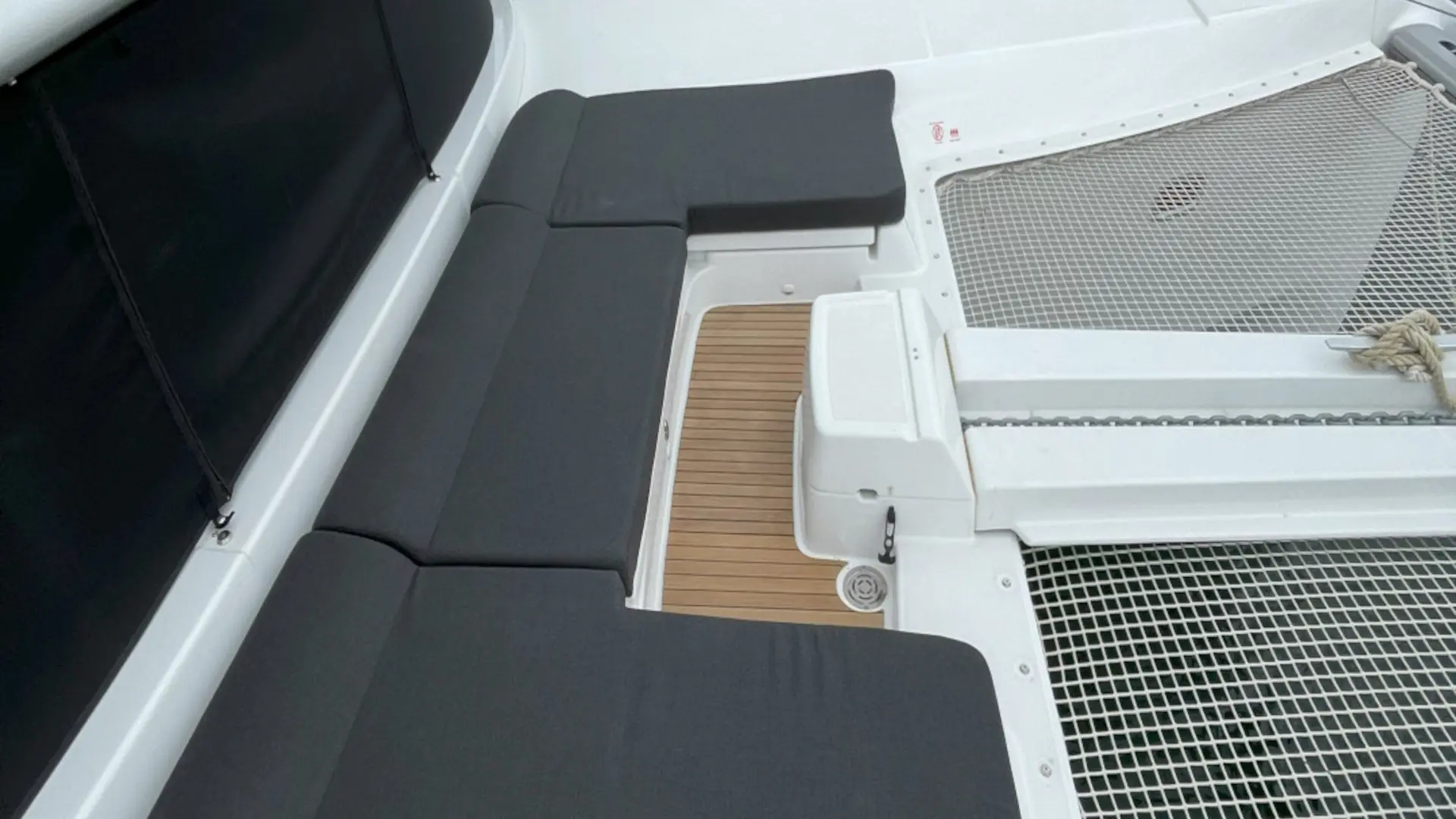 Thumbnail von Лагуна 46 ASTRAEUS