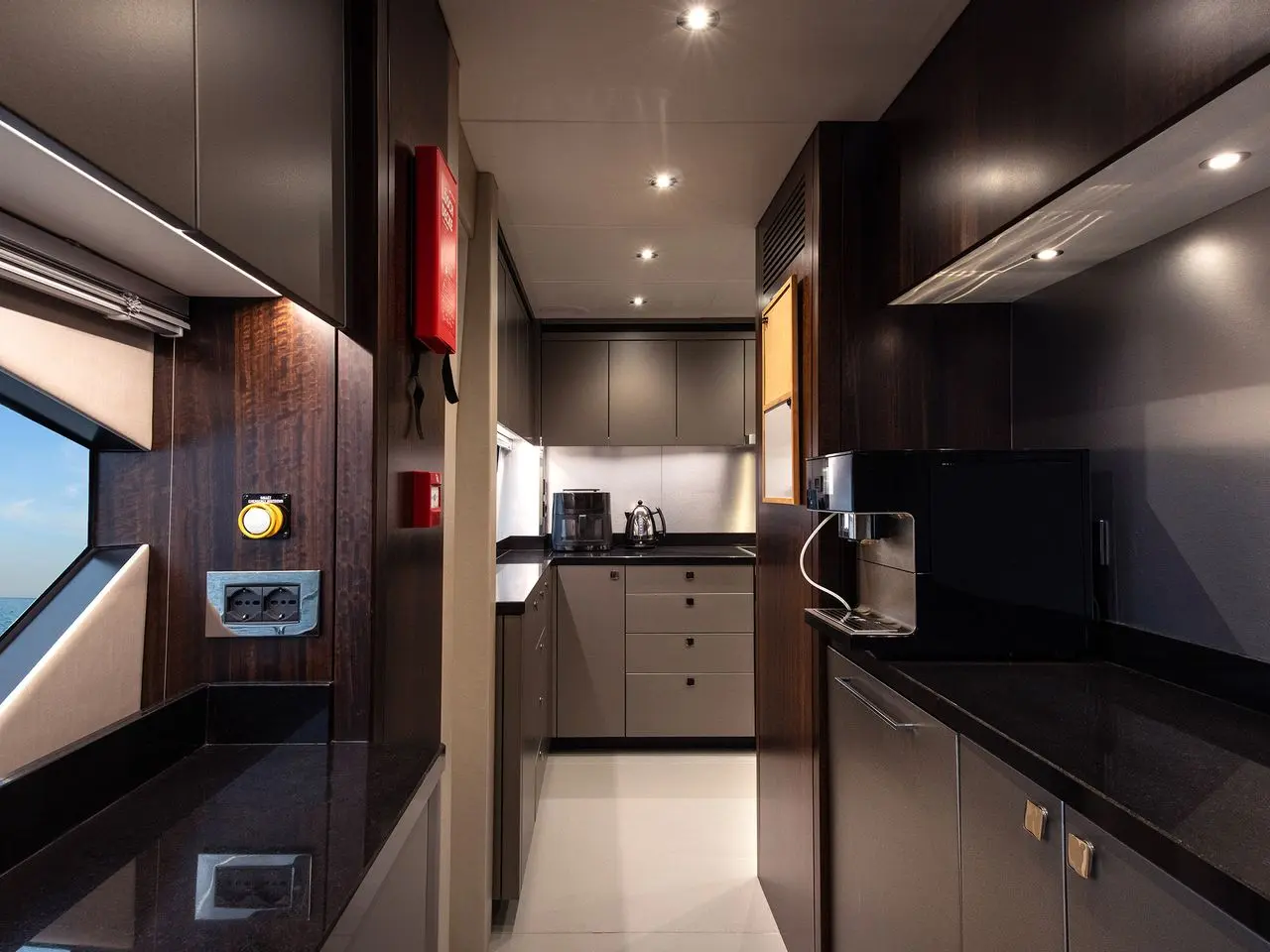 Thumbnail von Sunseeker 95 Yacht SEAWOLF