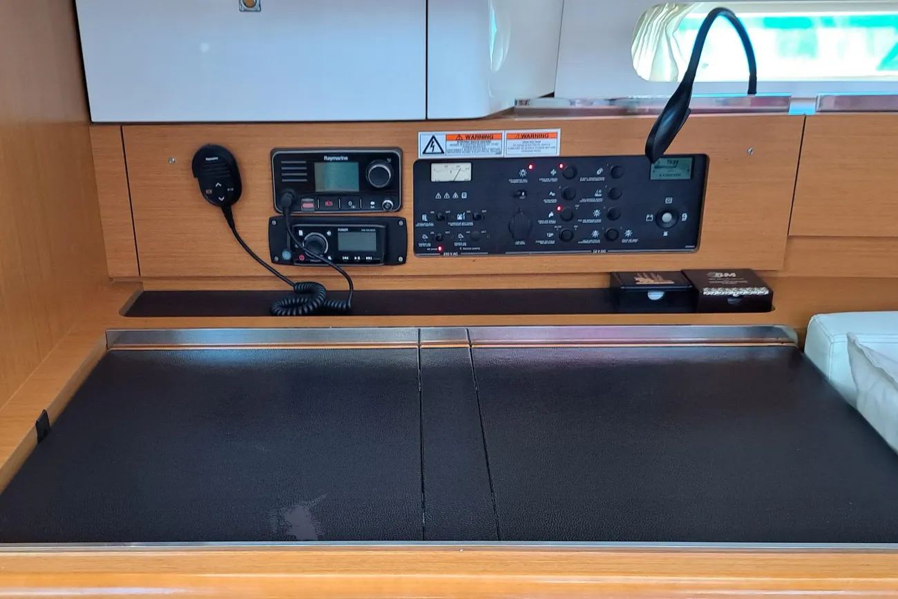 Thumbnail von Jeanneau Sun Odyssey 41 DS