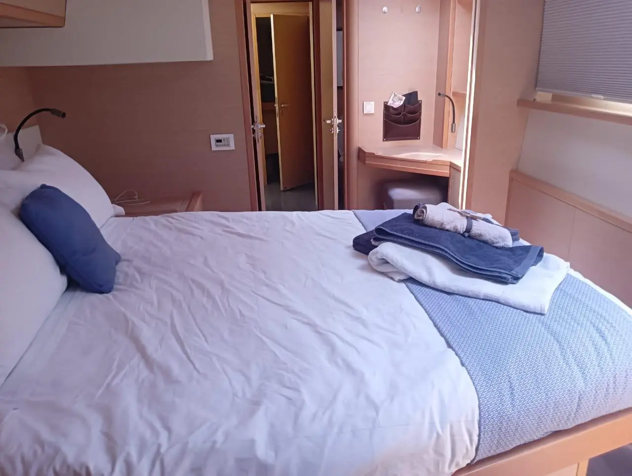 Thumbnail von Lagoon 52 Fly FINISTERRE