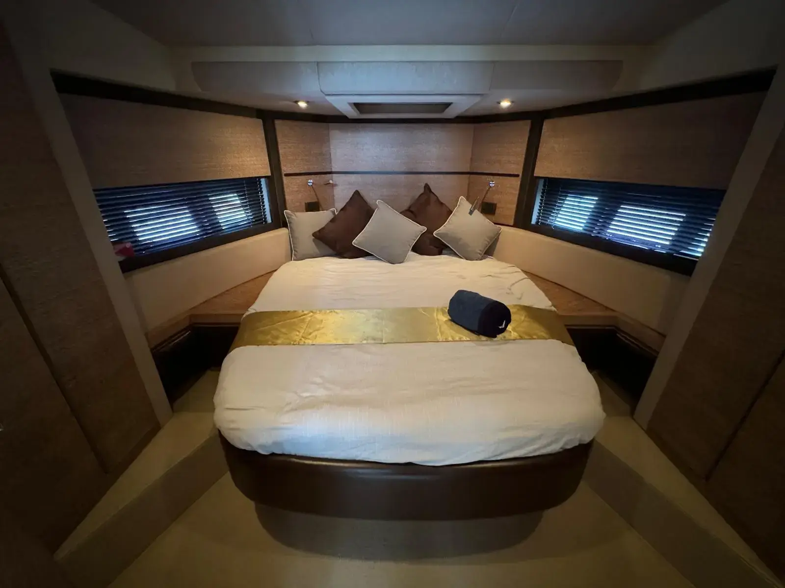 Thumbnail von Azimut 54