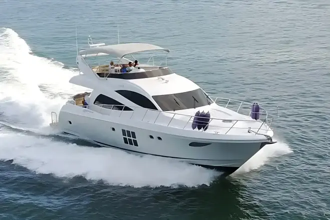 Dyna 63 Flybridge