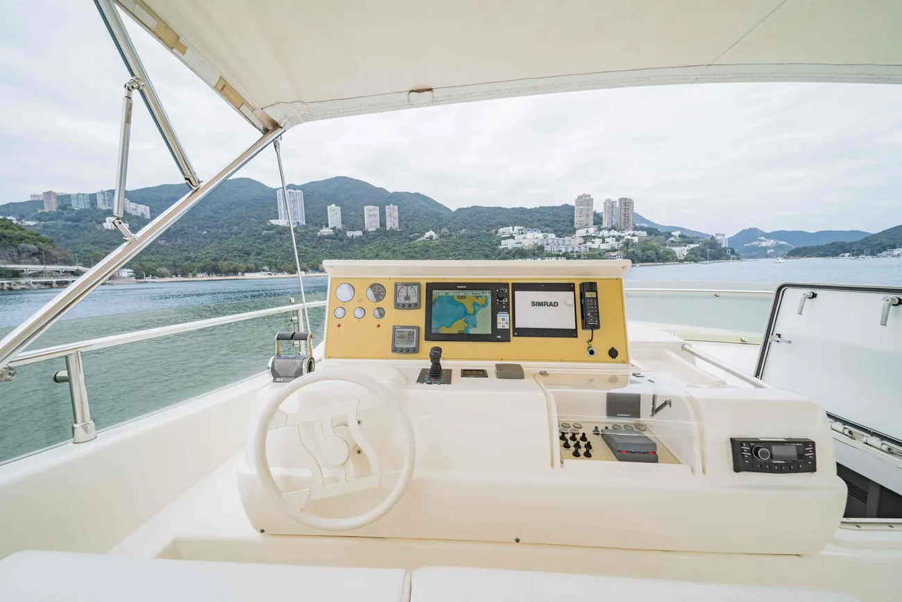 Thumbnail von Ferretti Yachts 880