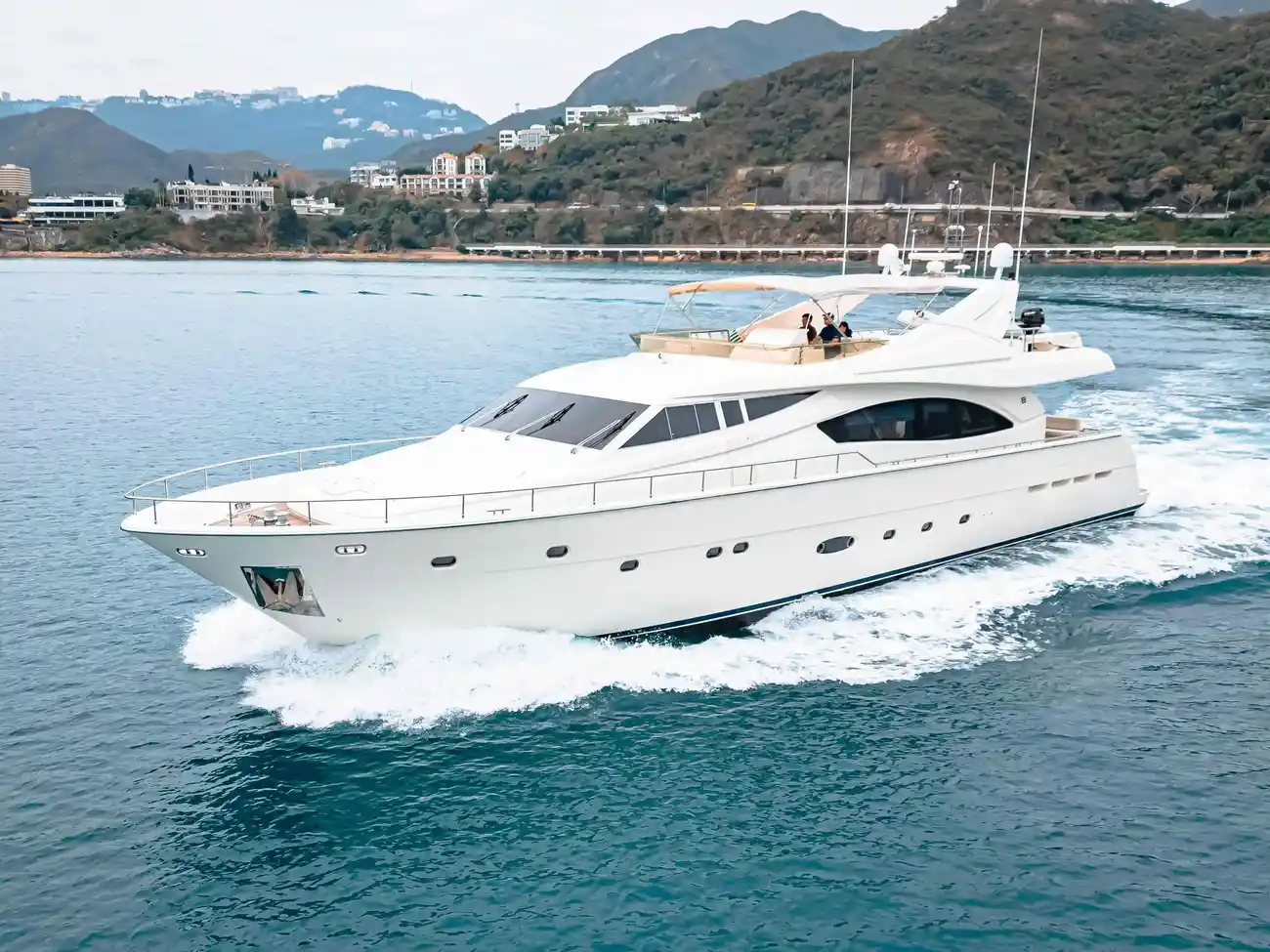 Thumbnail von Ferretti Yachts 880