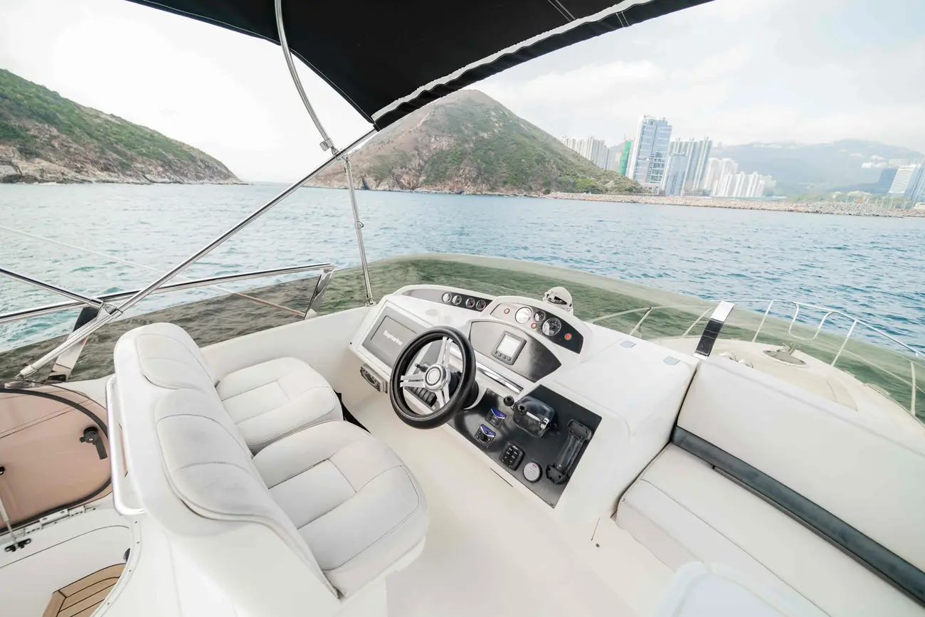 Thumbnail von Princess 42 Fly