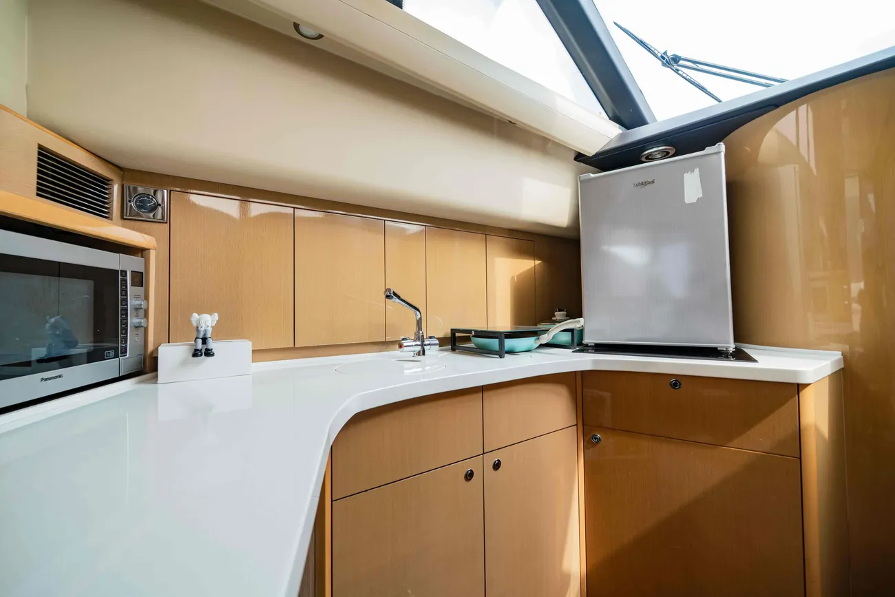 Thumbnail von Princess 42 Fly