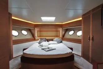 Thumbnail von モンテカルロ MCY 76