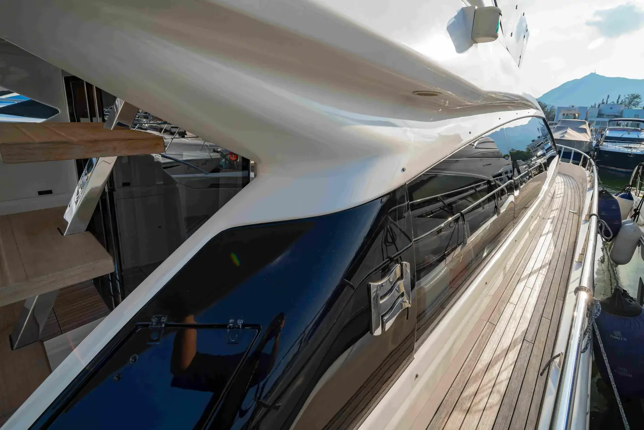 Thumbnail von Ferretti Yachts 550