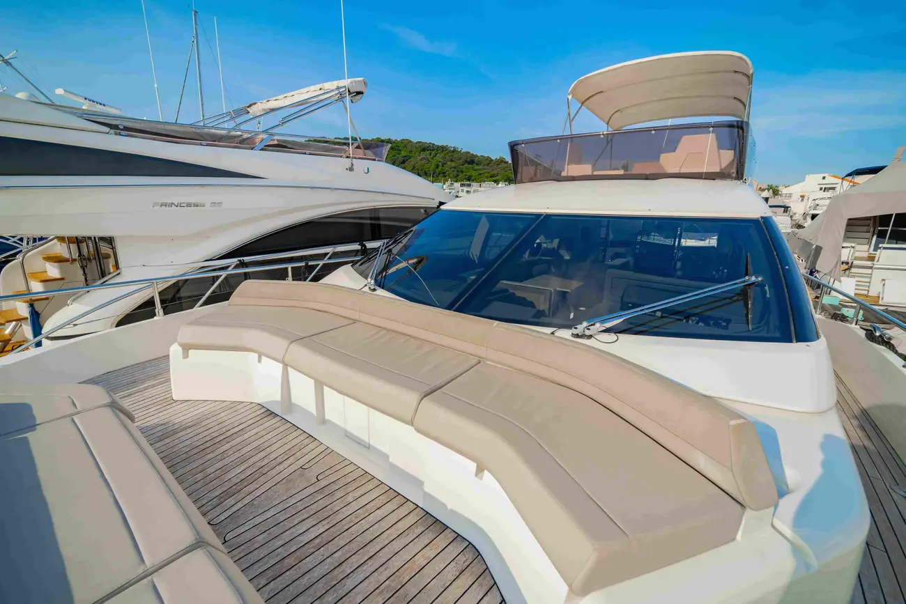 Thumbnail von Ferretti Yachts 550