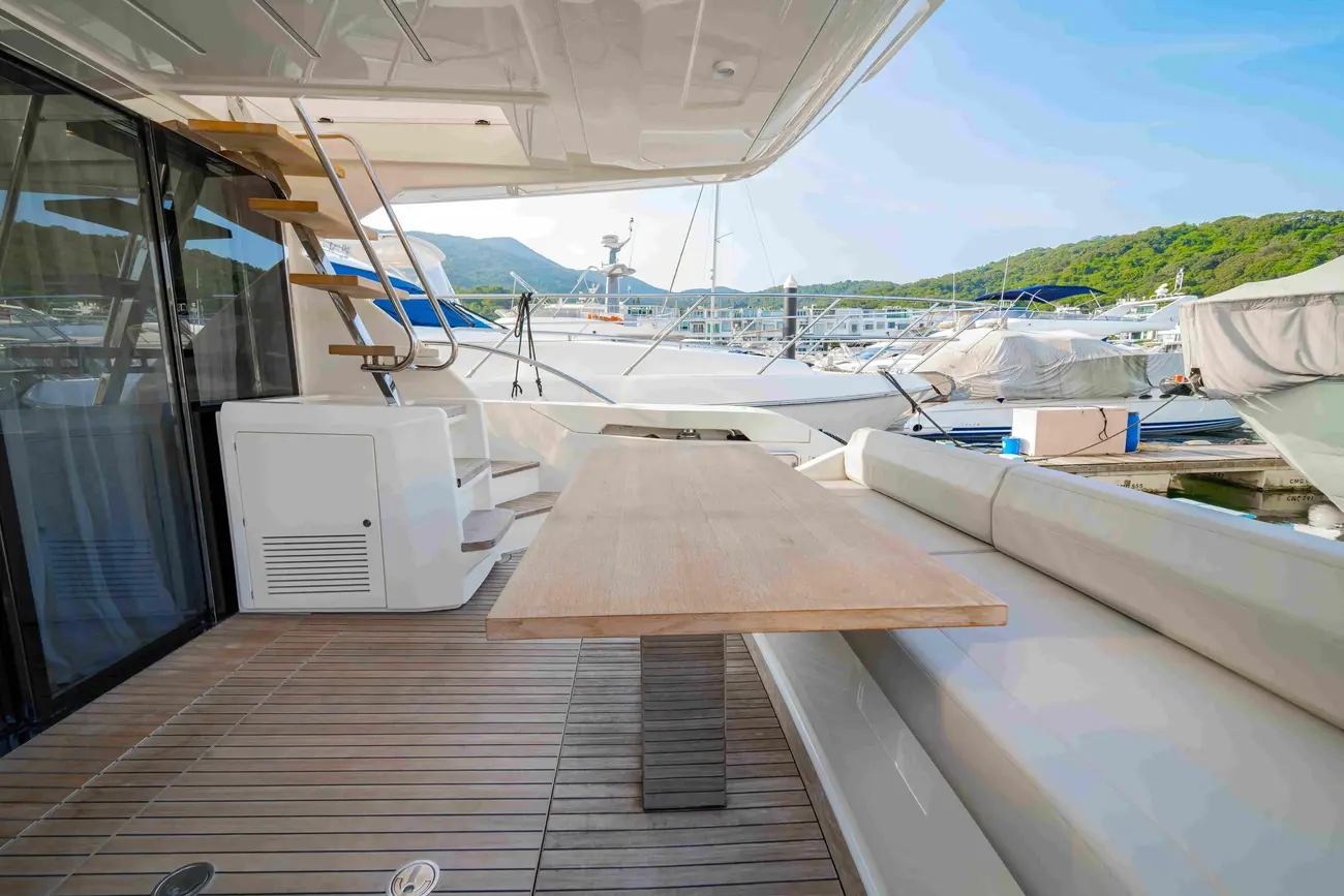 Thumbnail von Ferretti Yachts 550
