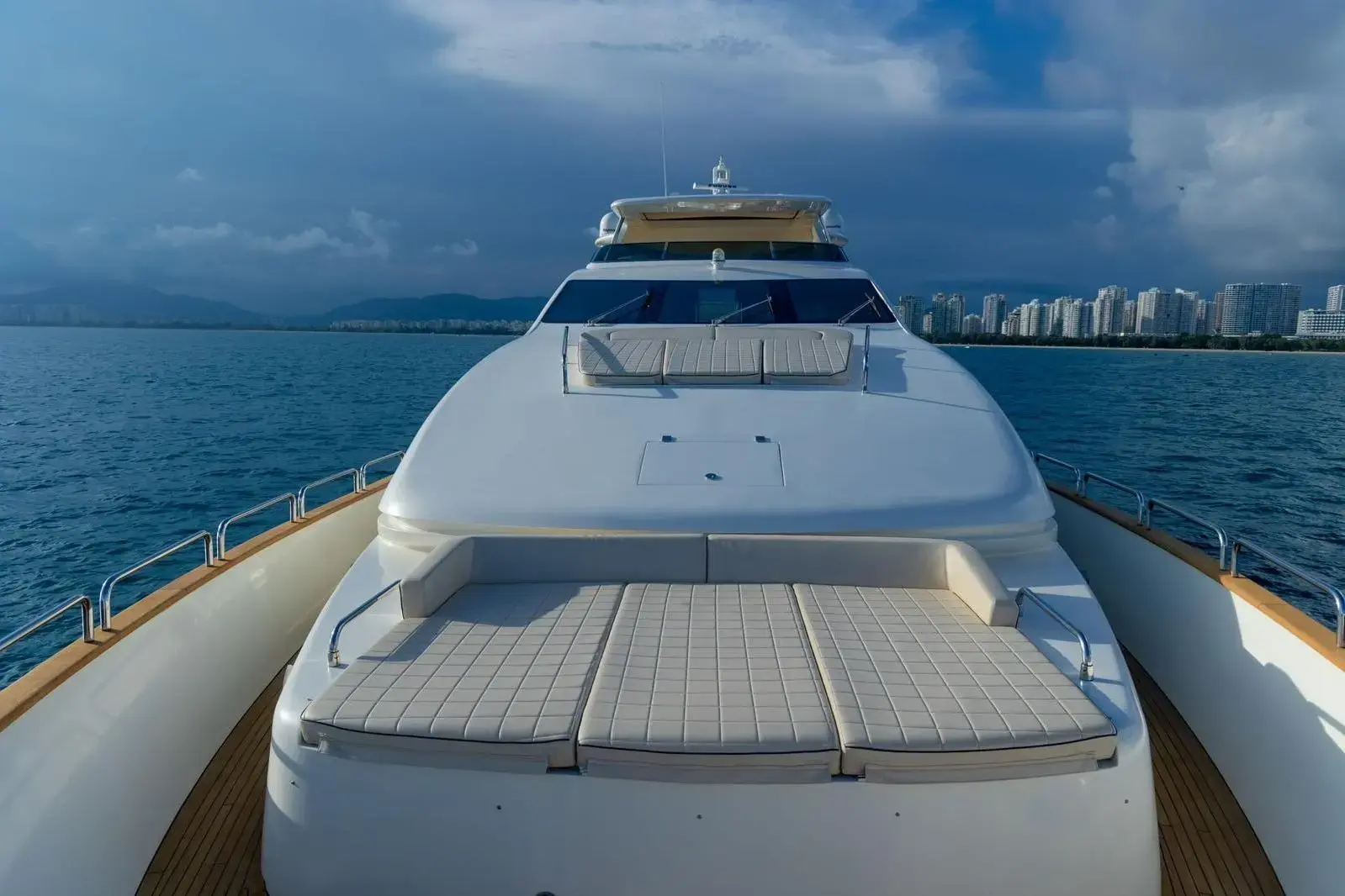 Thumbnail von Azimut Grande 105