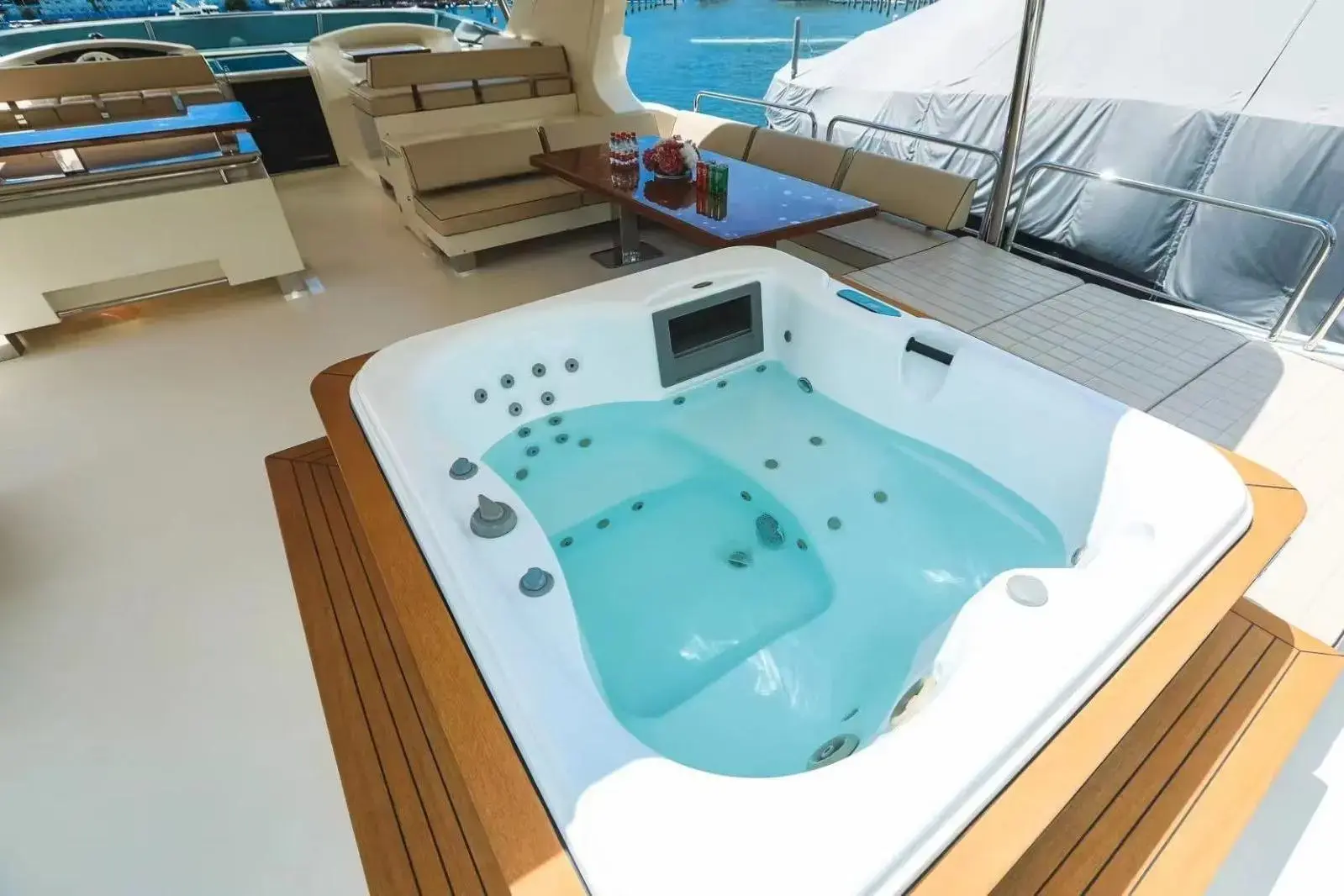 Thumbnail von Azimut Grande 105