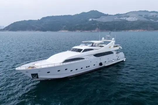 Ferretti Yachts Custom Line 112