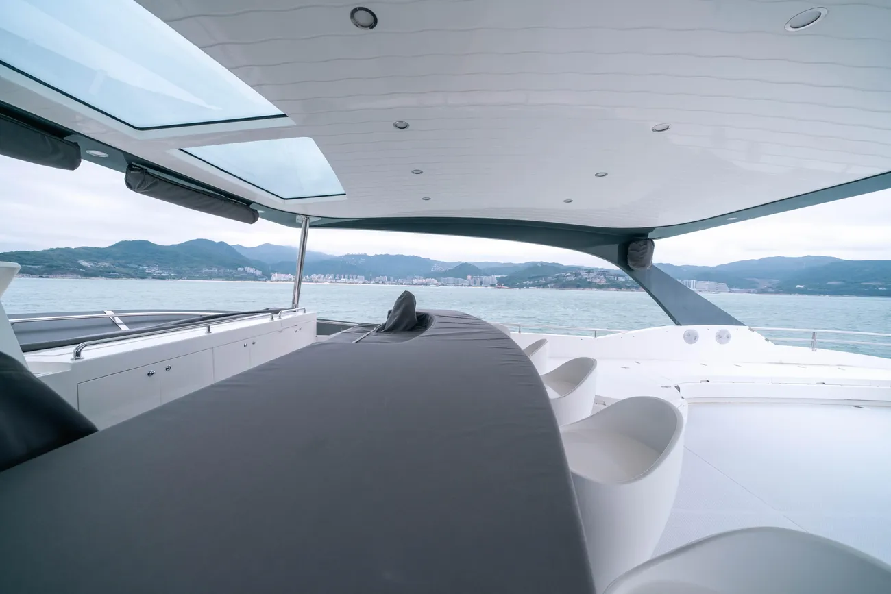 Thumbnail von Allegro Yacht 75 Flybridge