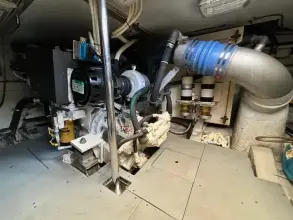 Thumbnail von Azimut 62