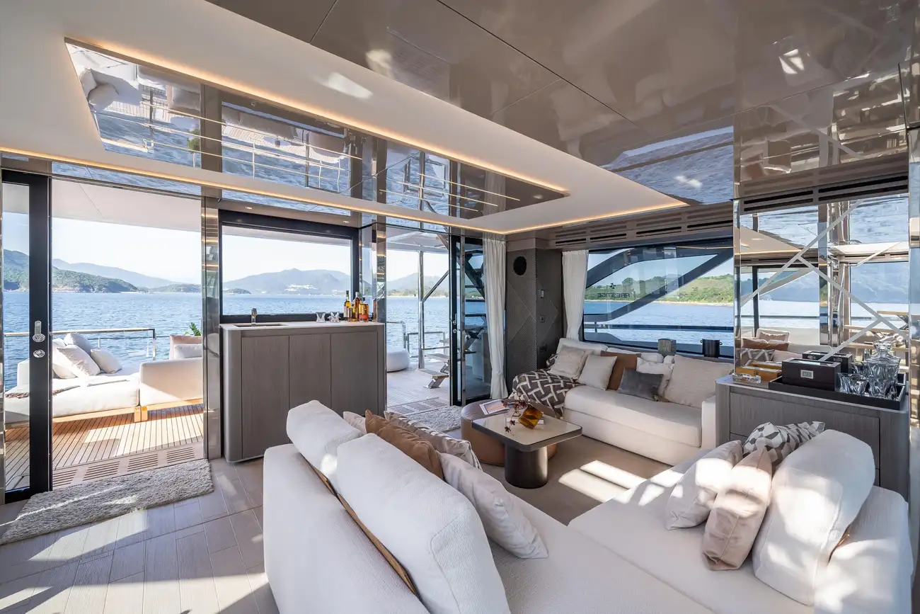 Thumbnail von Prestige M8