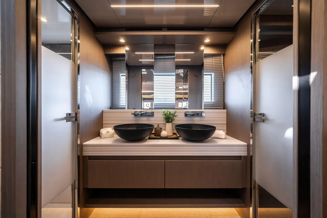 Thumbnail von Prestige M8