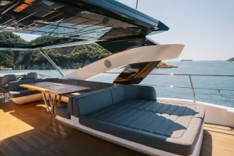 Thumbnail von Sunseeker 86 Yacht