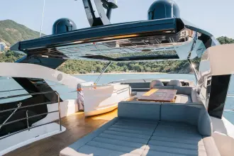 Thumbnail von Sunseeker 86 Yacht