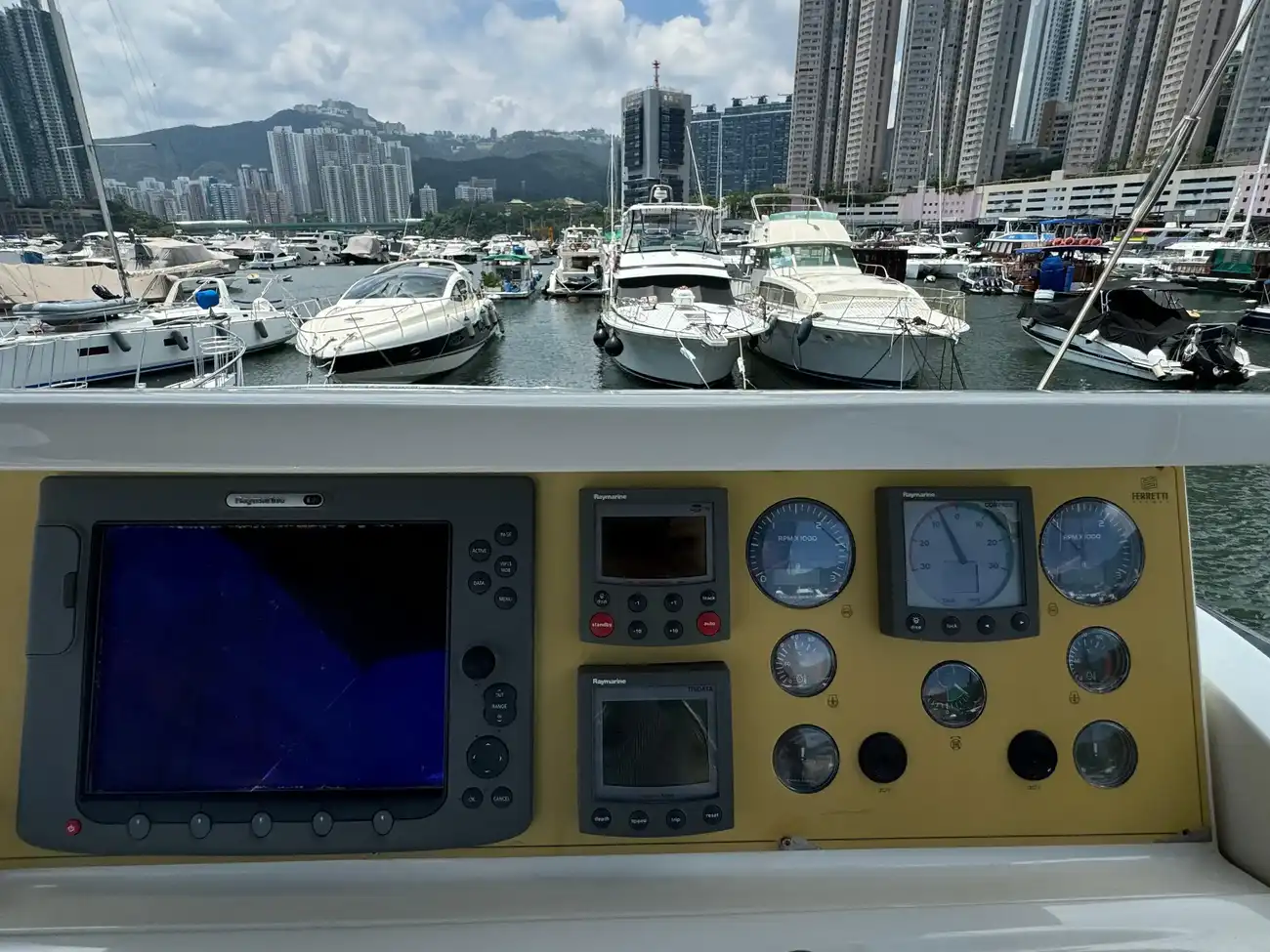 Thumbnail von Ferretti Yachts 460