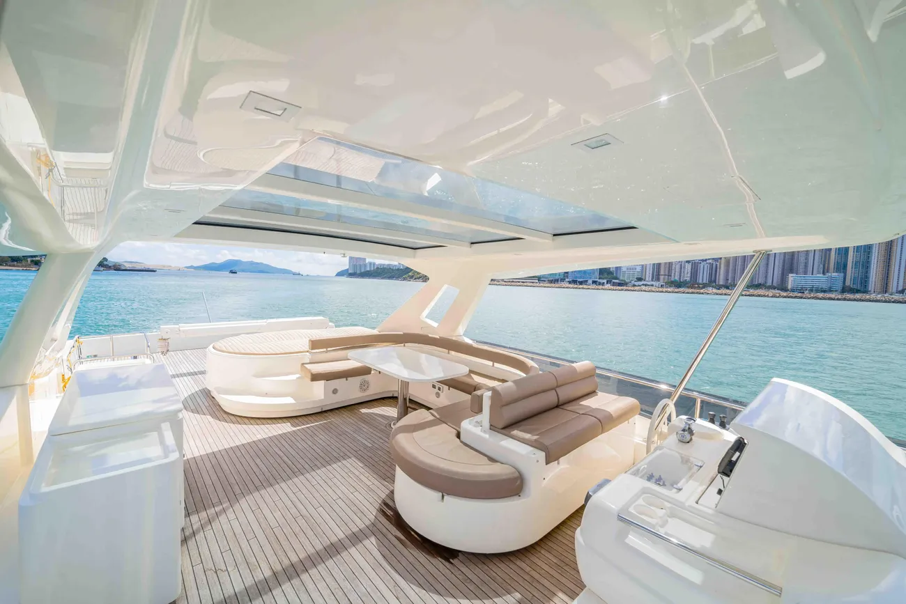 Thumbnail von Ferretti Yachts 870