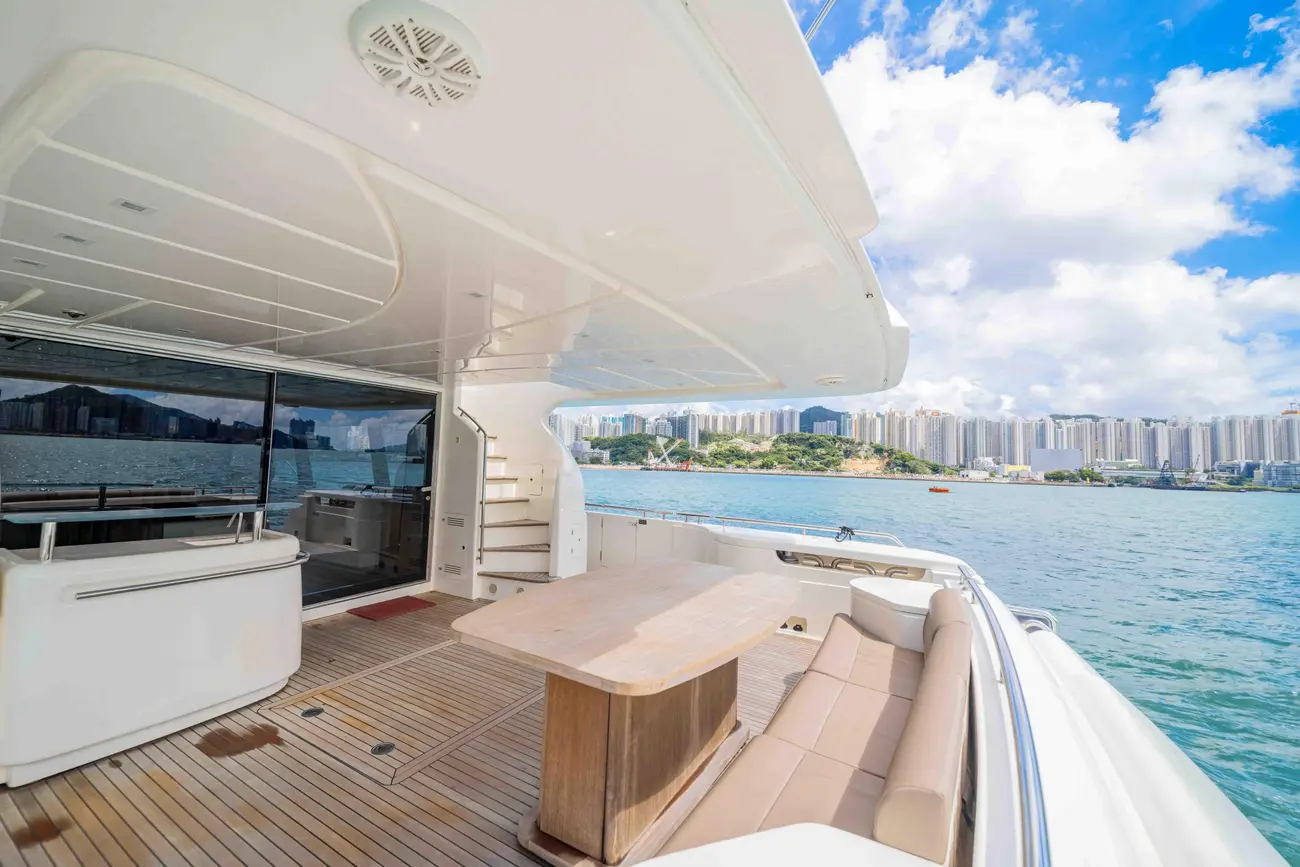 Thumbnail von Ferretti Yachts 870