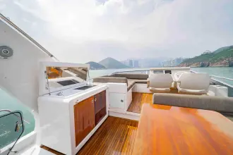 Thumbnail von Azimut 66