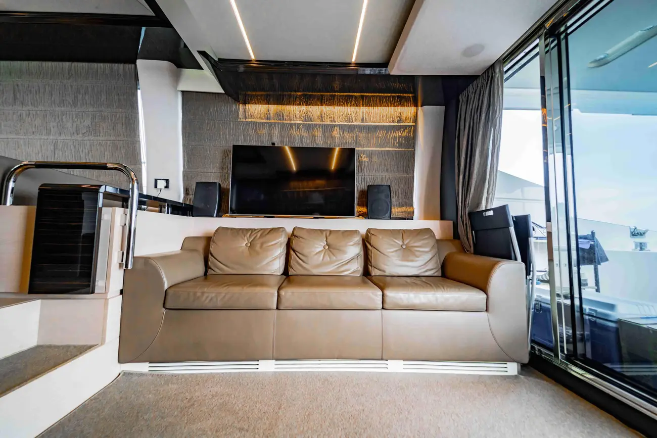 Thumbnail von Azimut 66