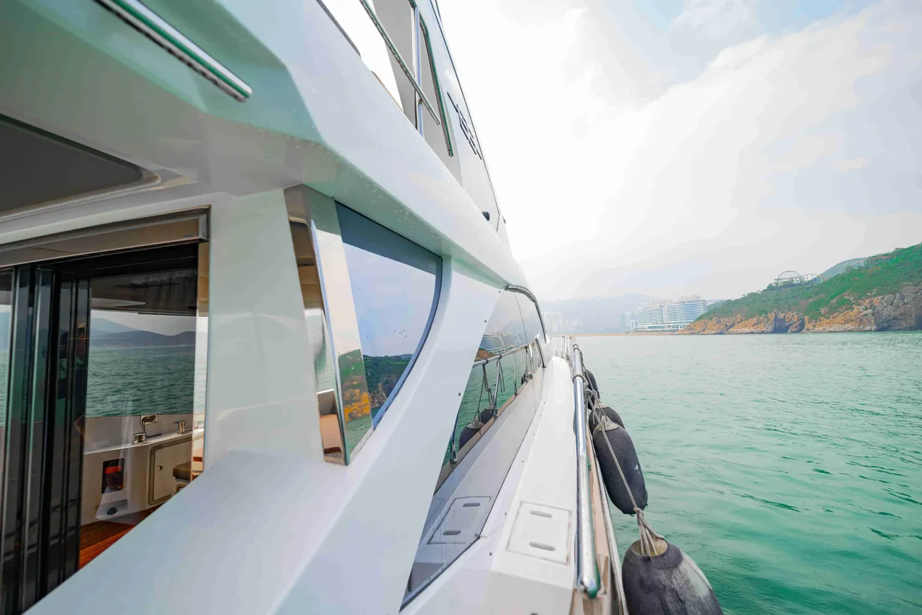 Thumbnail von Azimut 66