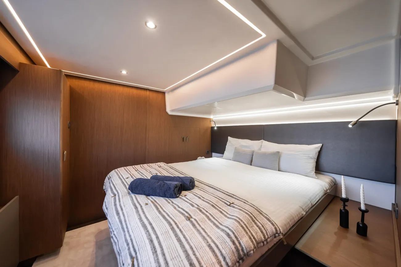 Thumbnail von Prestige M48