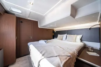 Thumbnail von Prestige M48