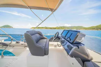 Thumbnail von Galeon 400 FLY