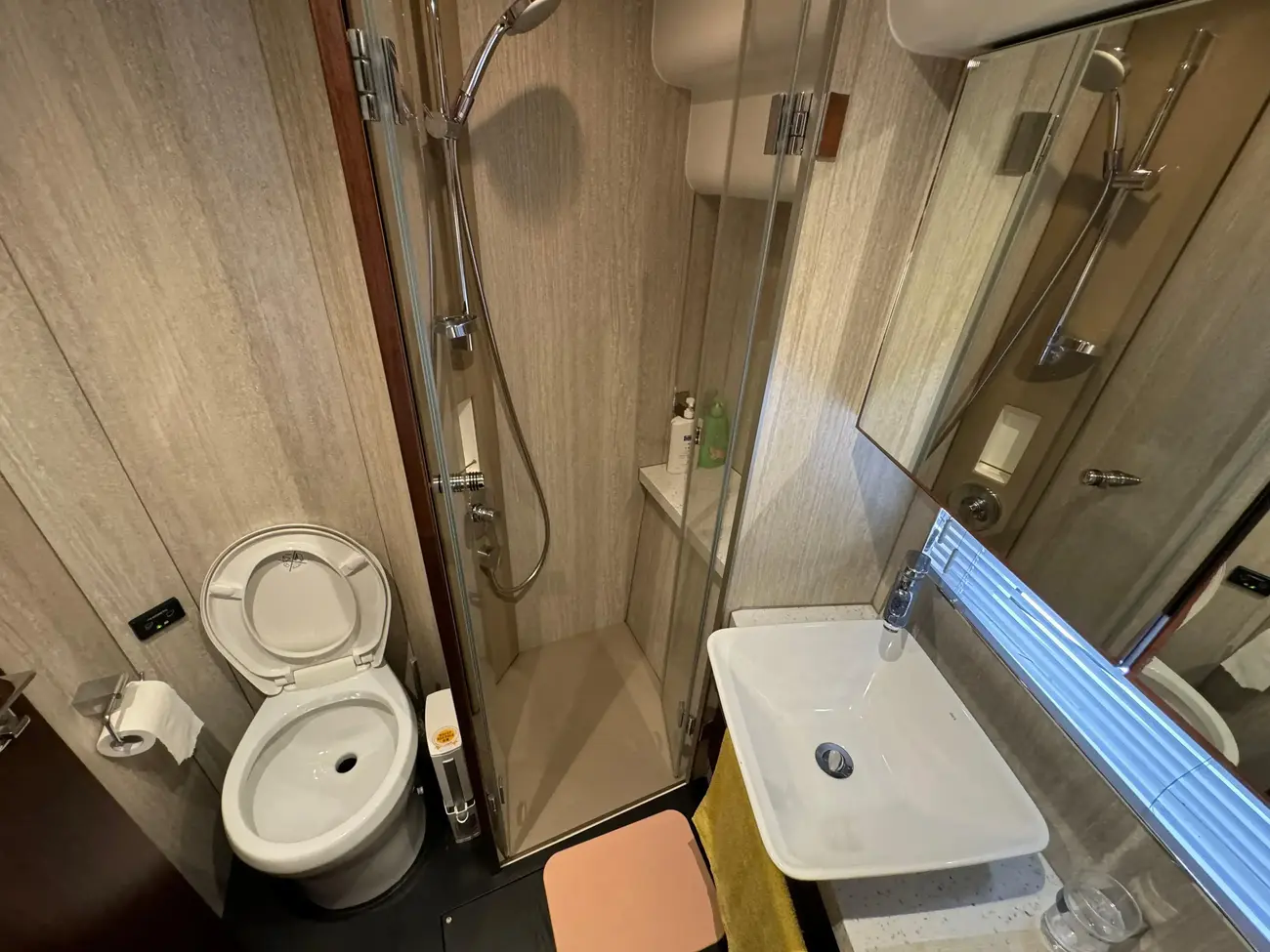 Thumbnail von Fairline Squadron 53