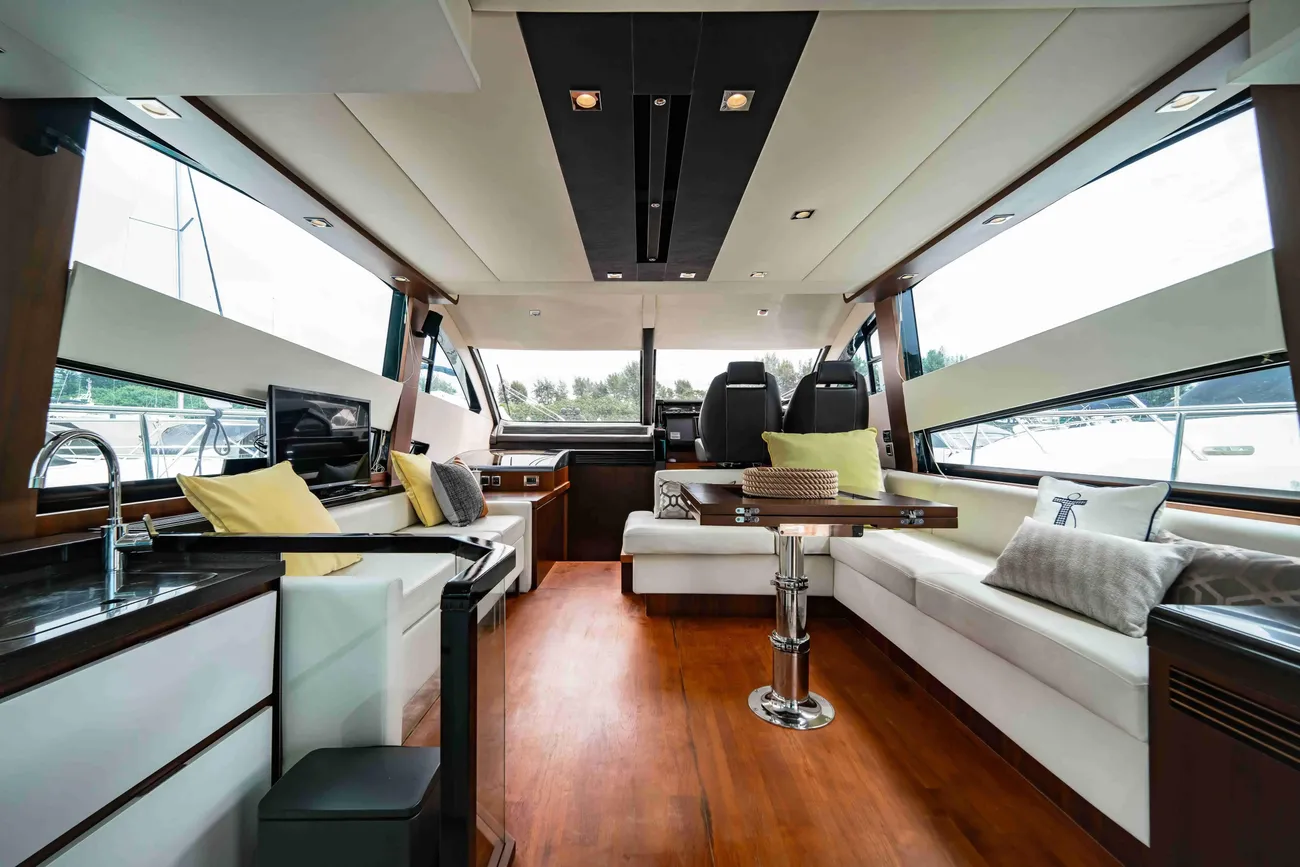 Thumbnail von Fairline Squadron 50