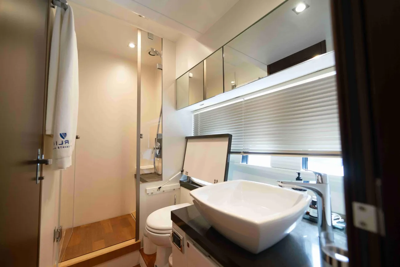 Thumbnail von Fairline Squadron 50