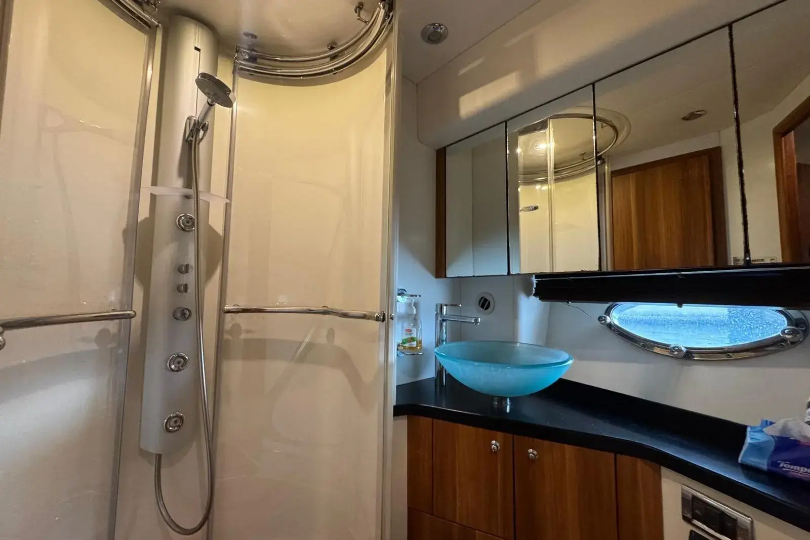 Thumbnail von Sunseeker Predator 64