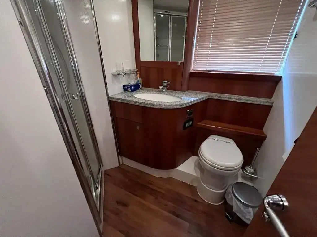 Thumbnail von Sunseeker 82 Yacht